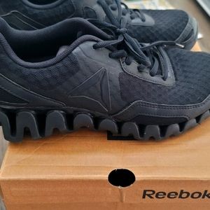 Womens Reebok Zigs